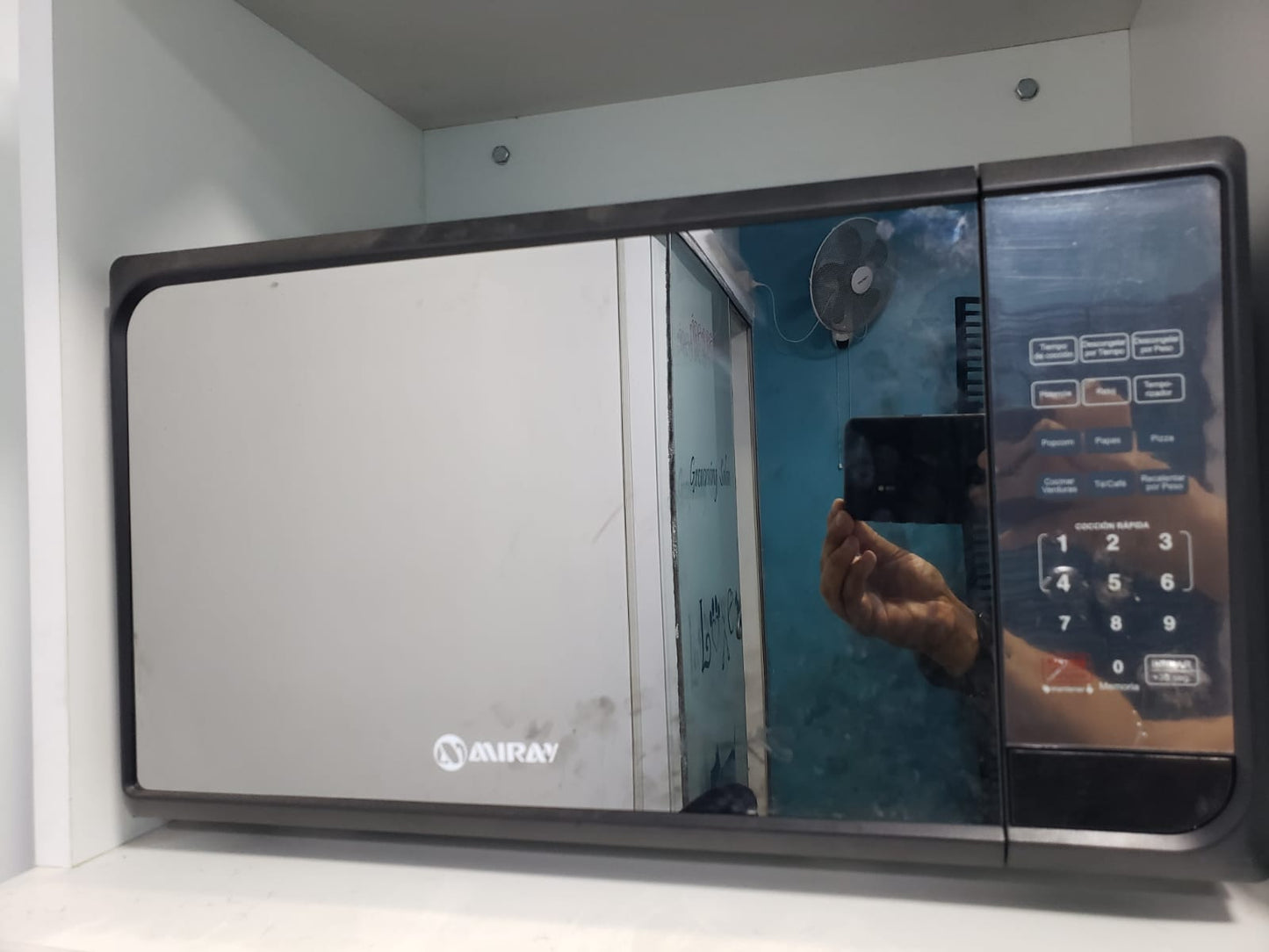 Horno Microondas Miray 20L – Modelo HMM-20N