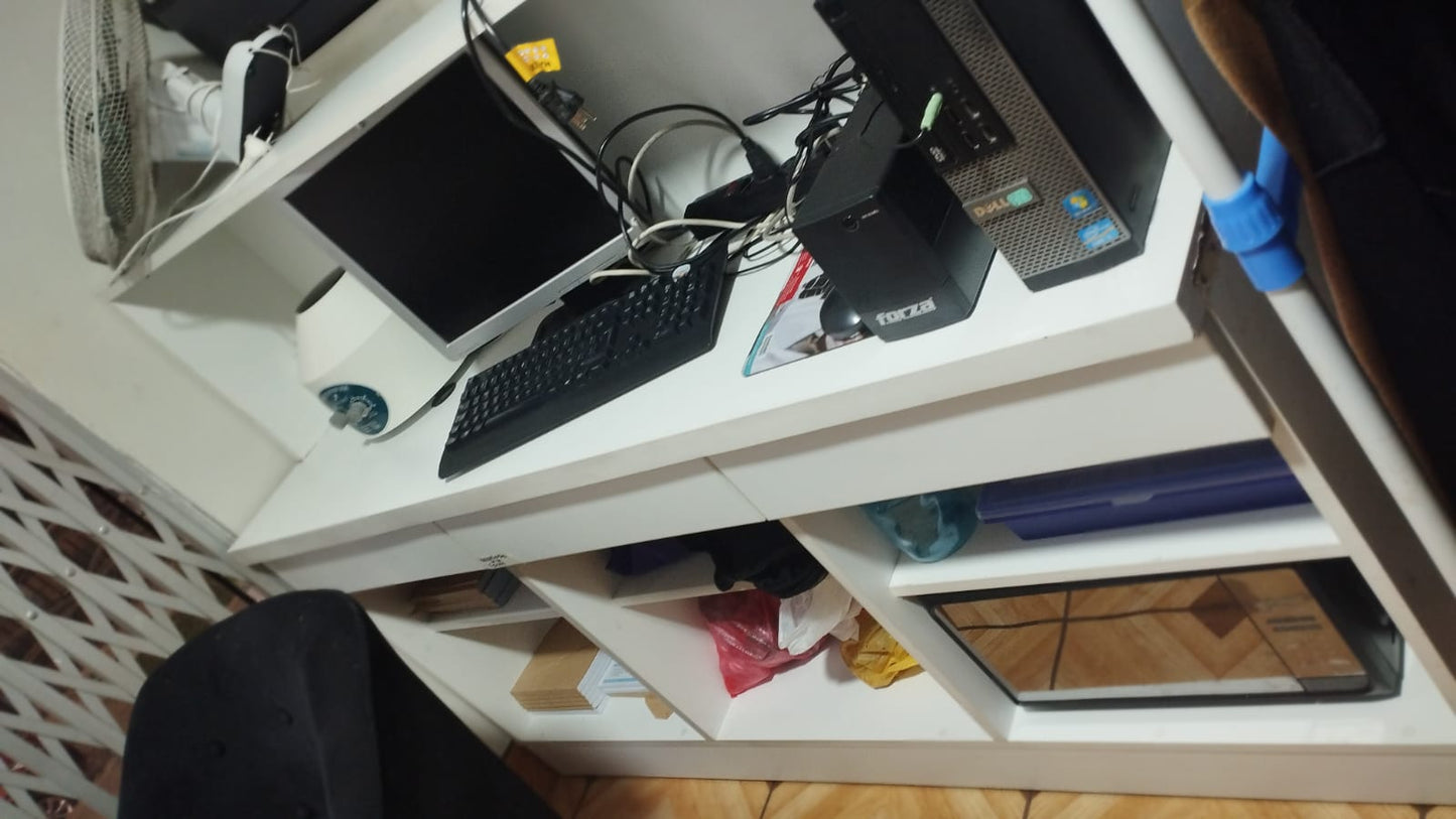 Computadora de Escritorio Completa – Dell + HP